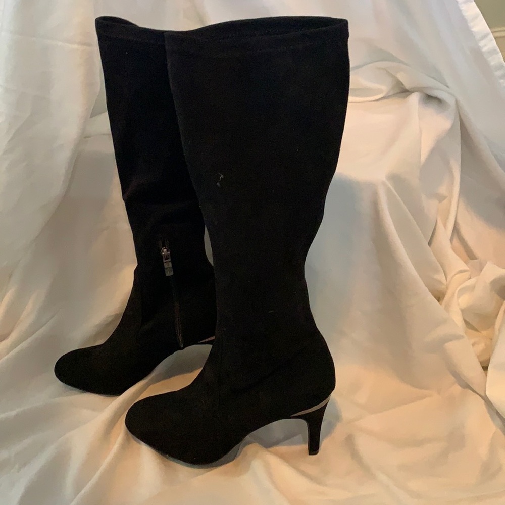 Velvet black knee high boots with heel, BCBGeneration, BC-Raymona